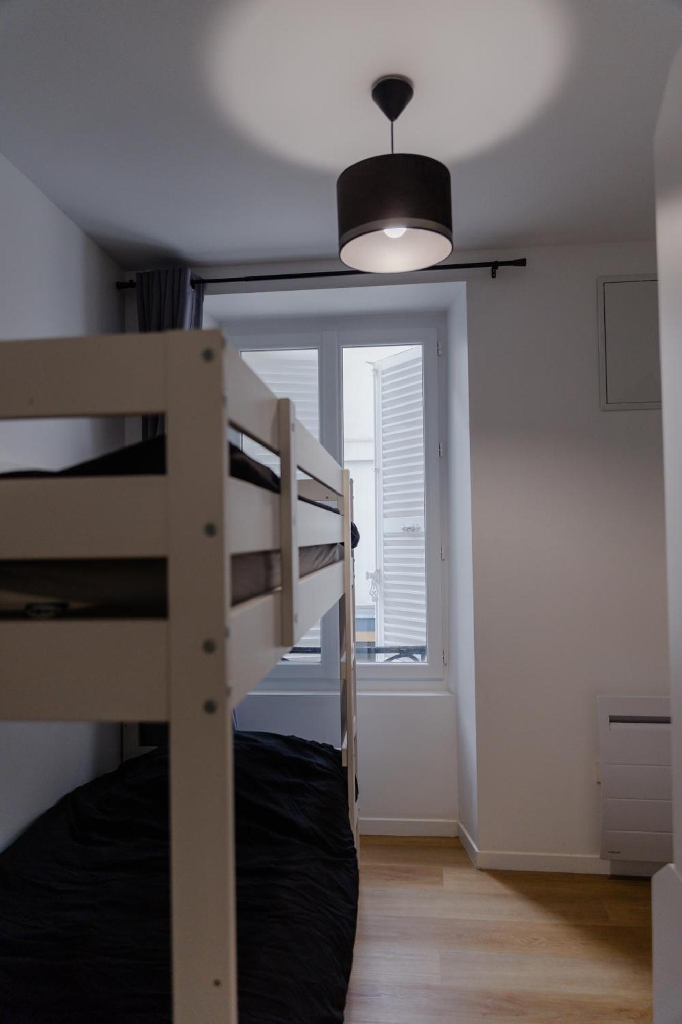 Meubles De Tourisme A Vincennes Apartment Exterior photo