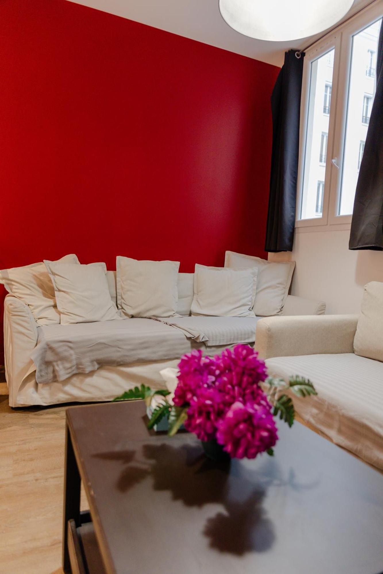 Meubles De Tourisme A Vincennes Apartment Exterior photo