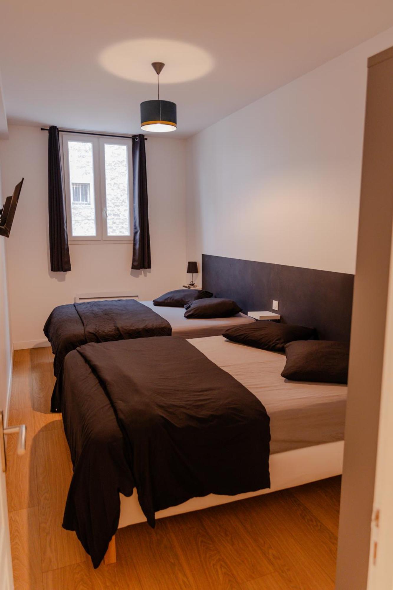Meubles De Tourisme A Vincennes Apartment Exterior photo