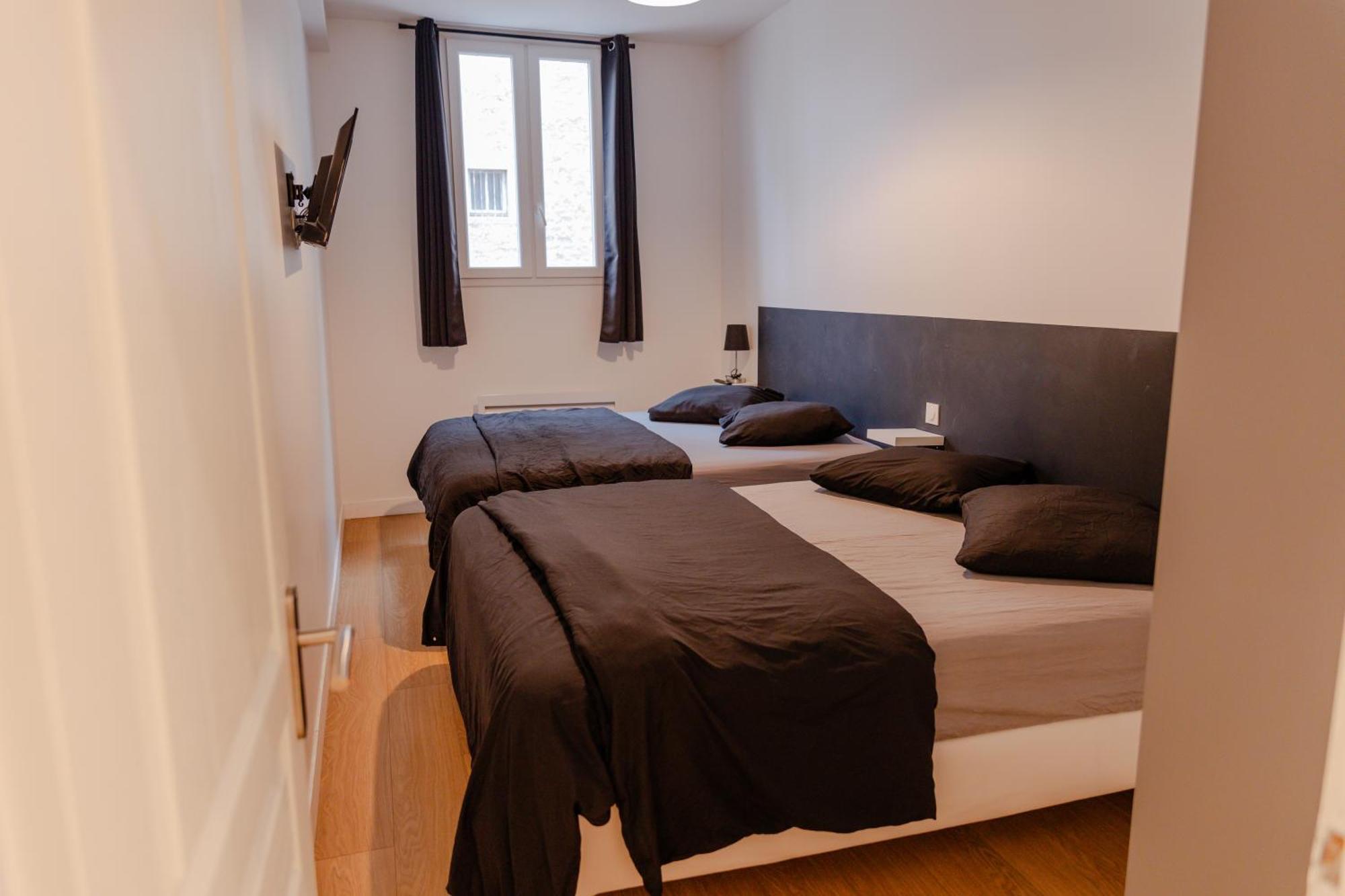 Meubles De Tourisme A Vincennes Apartment Exterior photo